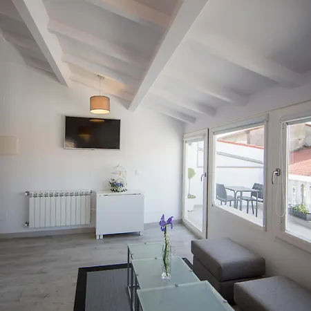 Bolboreta By En Casa 圣地亚哥－德孔波斯特拉